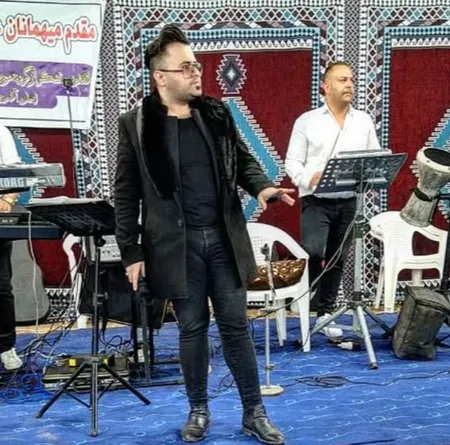 دانلود آهنگ اقدس نشستش ور دستم از قصد زدم توبه شکستم