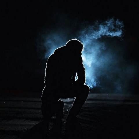 دانلود آهنگ پیشته دائما فکرم چه تو تهران چه خارج از کشور