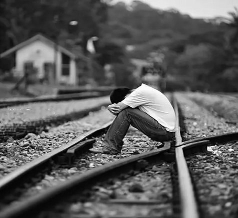 دانلود آهنگ من اولین و اخرین خریدار اداتم