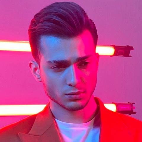 دانلود آهنگ یه شب از قصد رفتم تنها شی