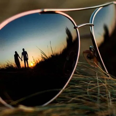 دانلود آهنگ غم دنیارو بیخیال