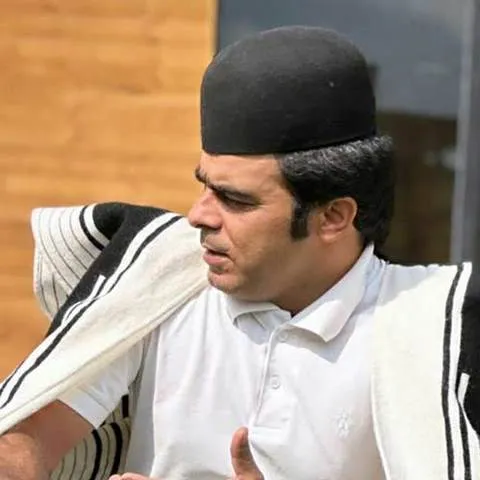 دانلود آهنگ لحظه به لحظه من خیالوم به یادتوم