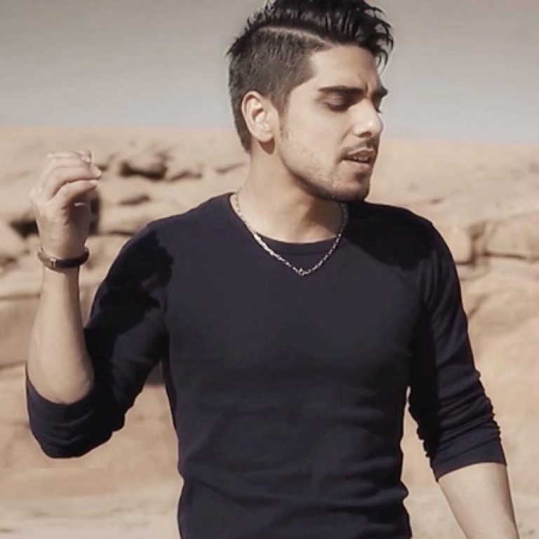 دانلود آهنگ تو رو با دنیا عوض نمی کنم رامین بی باک