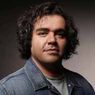 دانلود آهنگ شب یلدا شب عشق و شب شور و ترانه آرش اوستا