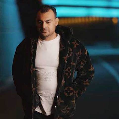 دانلود آهنگ سنگ مزارگم بشور