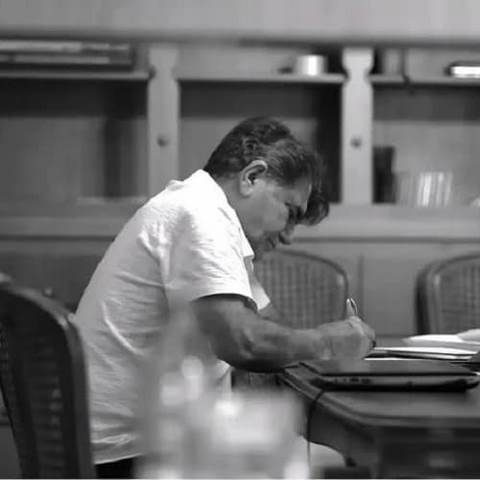 دانلود آهنگ دلا خون شو خون ببار