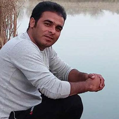 دانلود آهنگ منم انگار نه انگار به فکر یارم